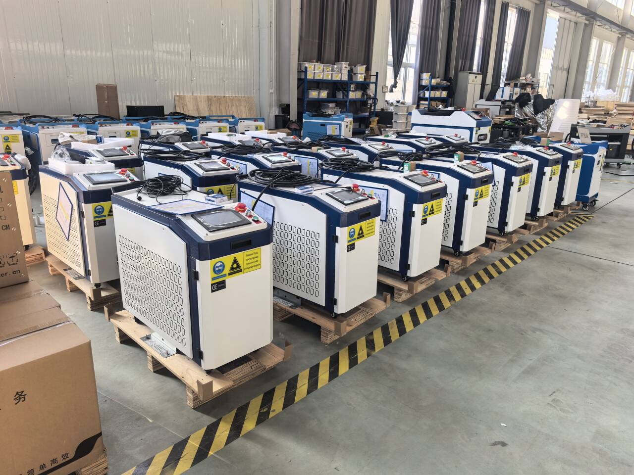 2KW 3KW Water Cooling Suplaser - đánh giá và giá Industrial Laser Welding Machine Hand Held